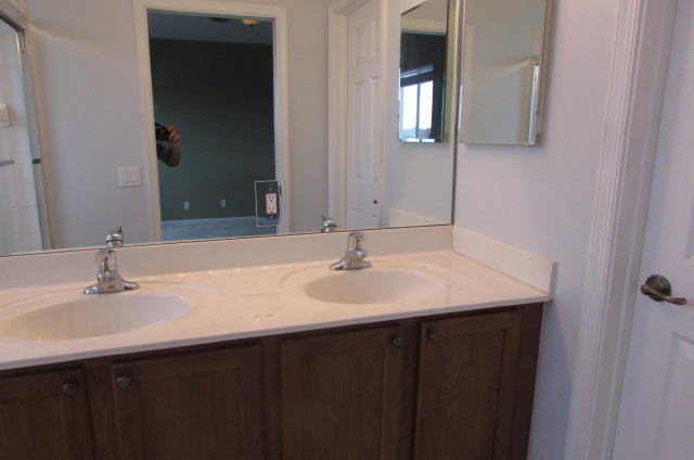 3065 Laurel Ridge Circle Riviera Beach, FL 33404 - Photo 8 of 29 IMG_8772