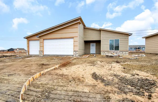 $322,273 | 3144 East Highridge St Park, Wichita, KS 67219