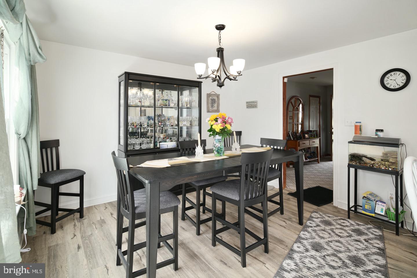 825 Southampton Road Philadelphia, PA 19116 - Photo 12 of 32