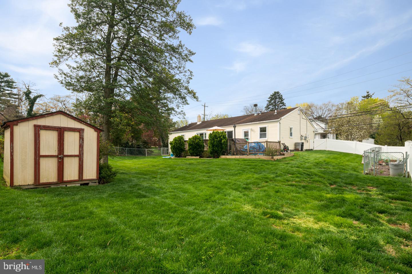 825 Southampton Road Philadelphia, PA 19116 - Photo 16 of 32