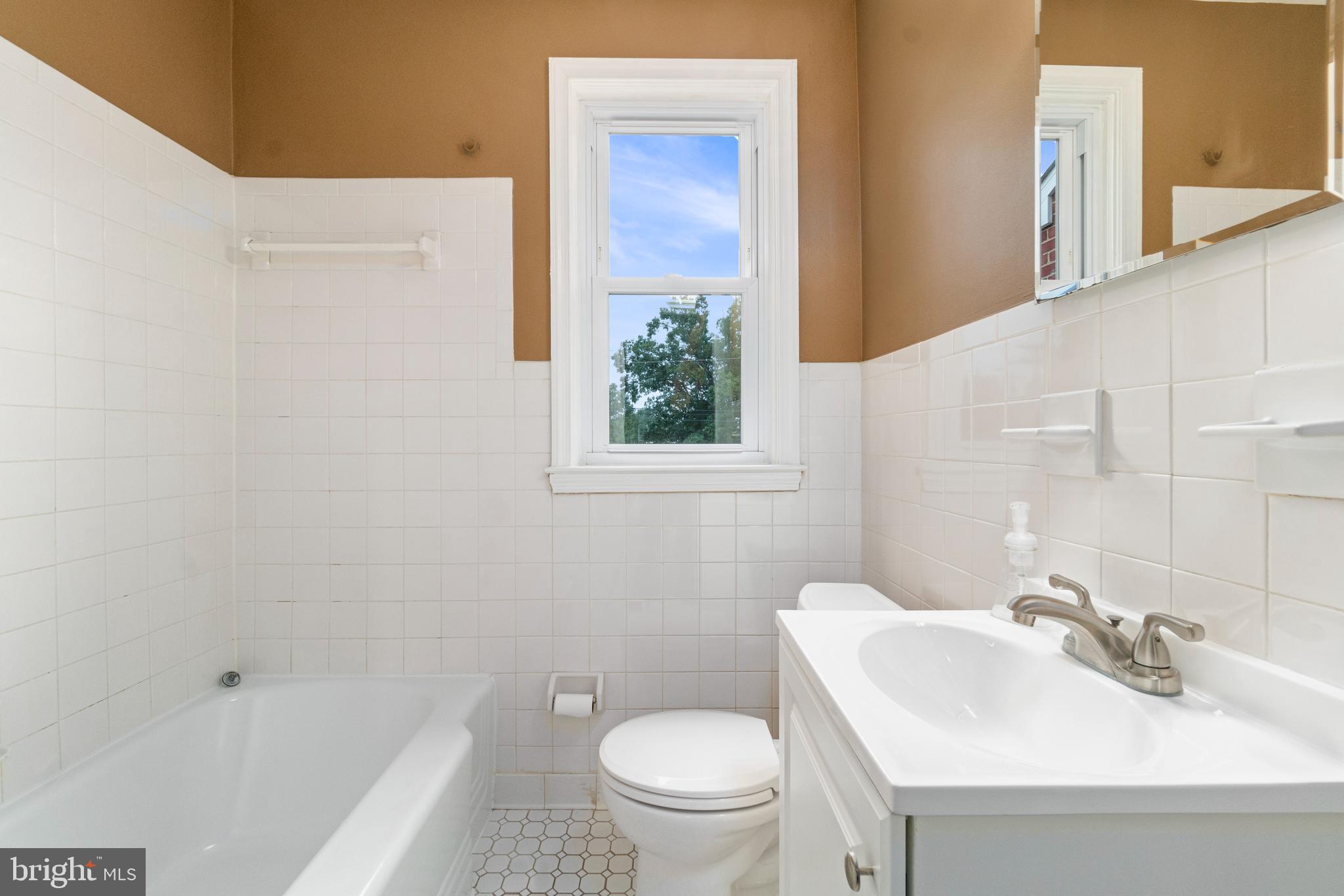 585 Welbrook Road Baltimore, MD 21221 - Photo 15 of 31
