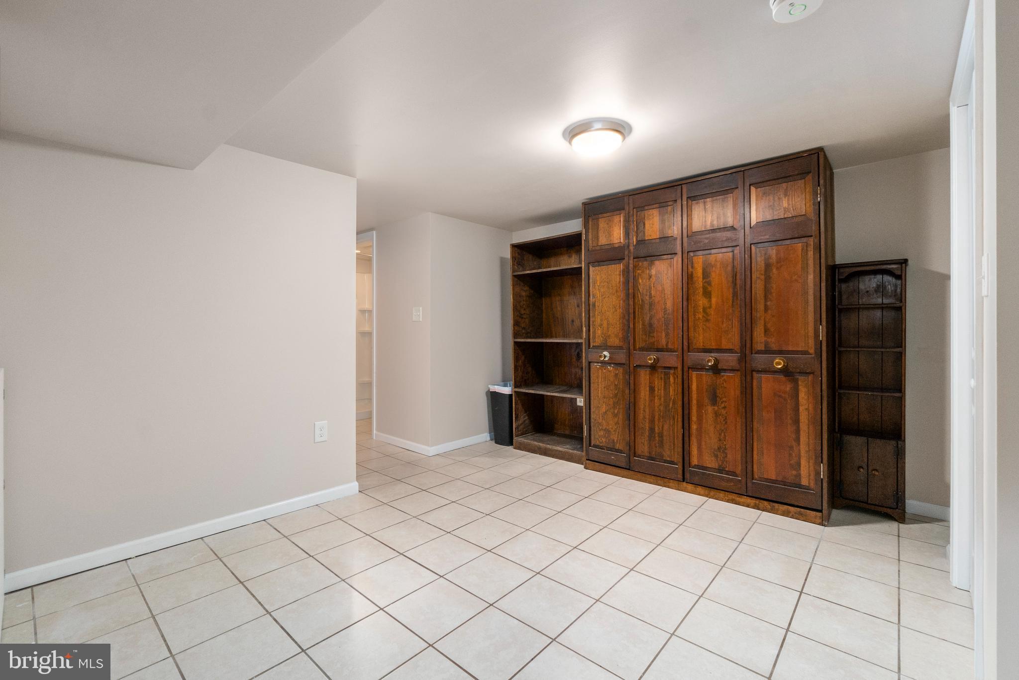 585 Welbrook Road Baltimore, MD 21221 - Photo 28 of 31