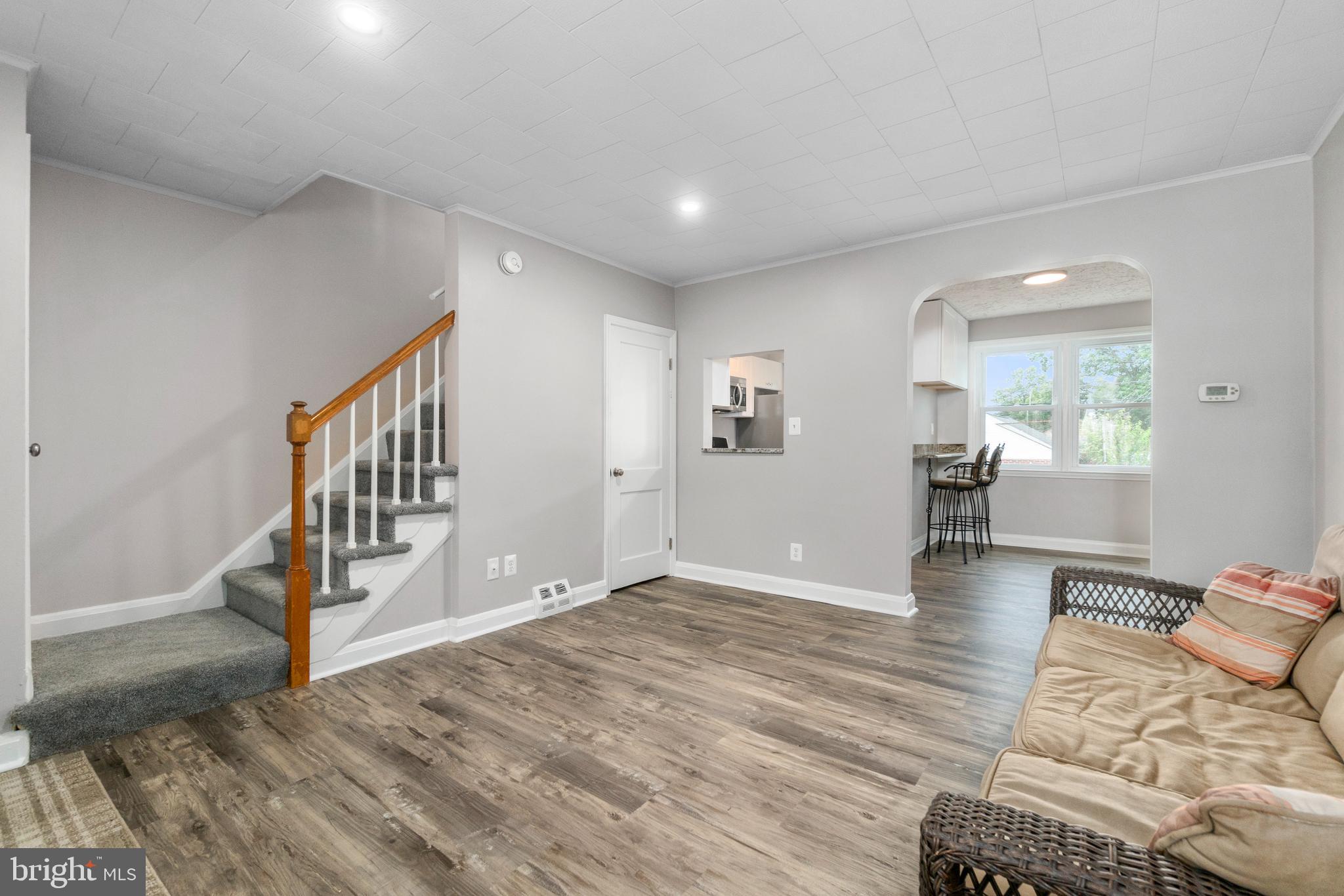 585 Welbrook Road Baltimore, MD 21221 - Photo 5 of 31