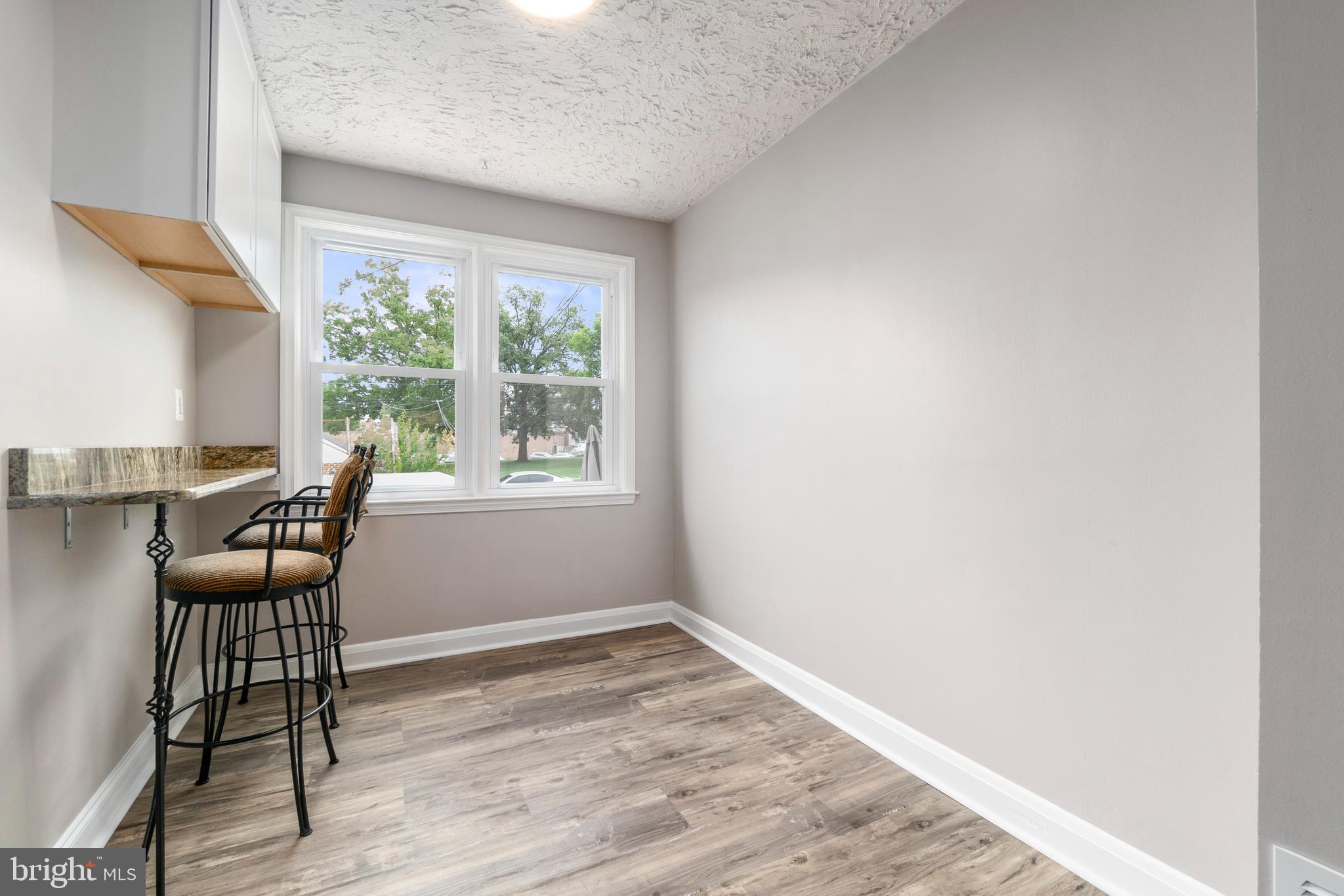 585 Welbrook Road Baltimore, MD 21221 - Photo 7 of 31