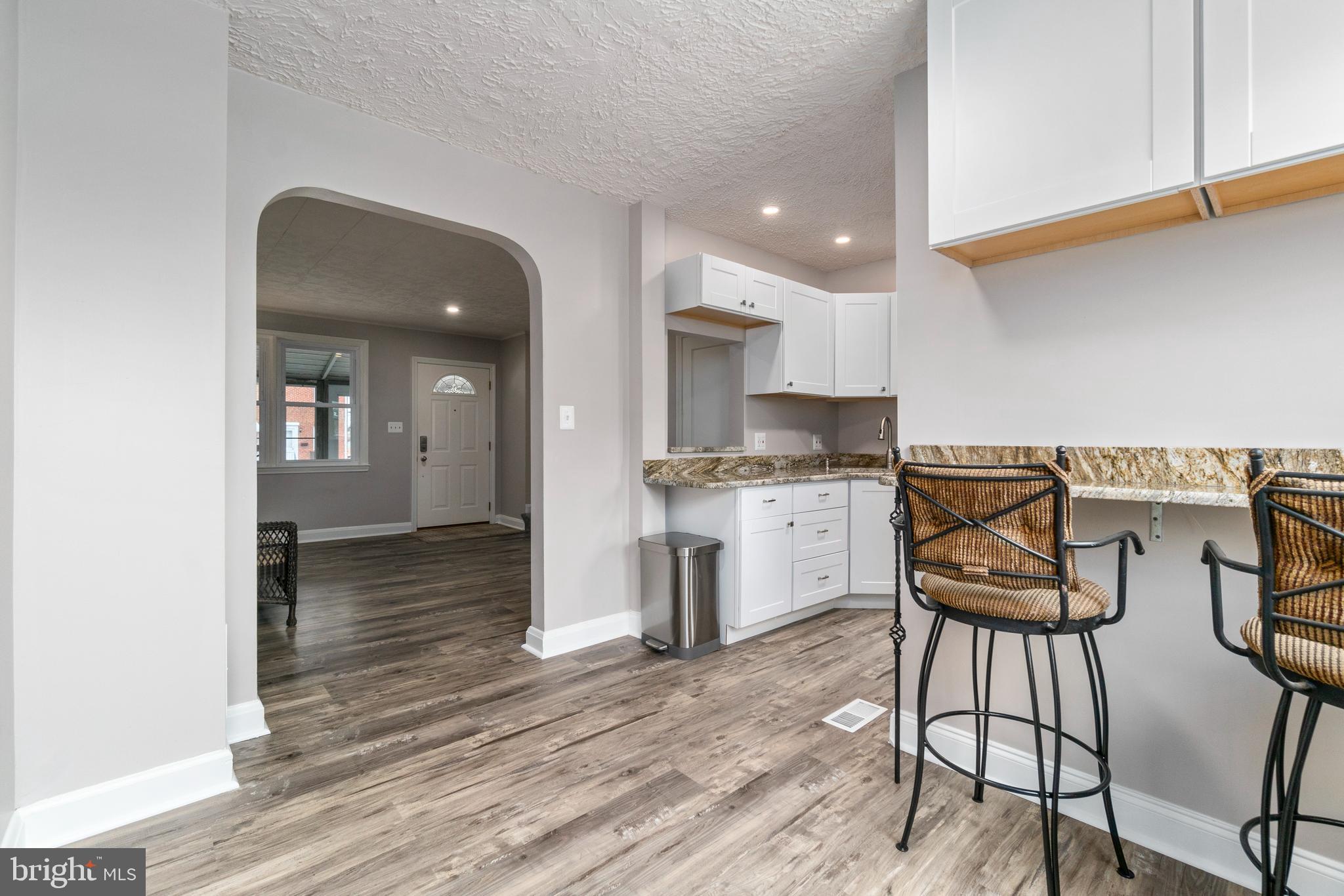 585 Welbrook Road Baltimore, MD 21221 - Photo 8 of 31