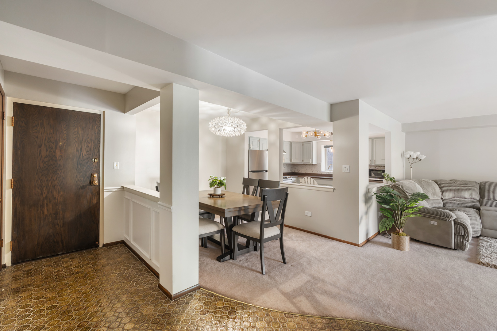 200 South Dee Road, Unit 1D Park Ridge, IL 60068 - Photo 3 of 32