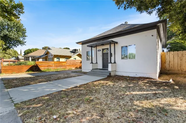 $345,000 | 944 West 18th Street, Merced, CA 95340