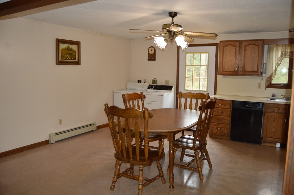 164 Rice Corner Road Brookfield, MA 01506 - Photo 4 of 16
