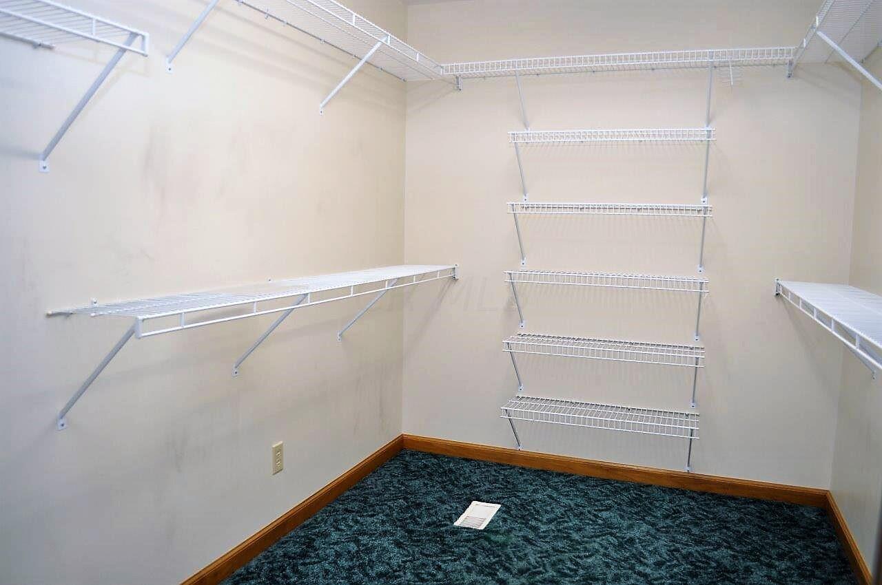 271 Holder Road Baltimore, OH 43105 - Photo 26 of 66 1st Floor Owner Suite Walk-In - 271 Holder Road NW, Baltimore, OH 43105