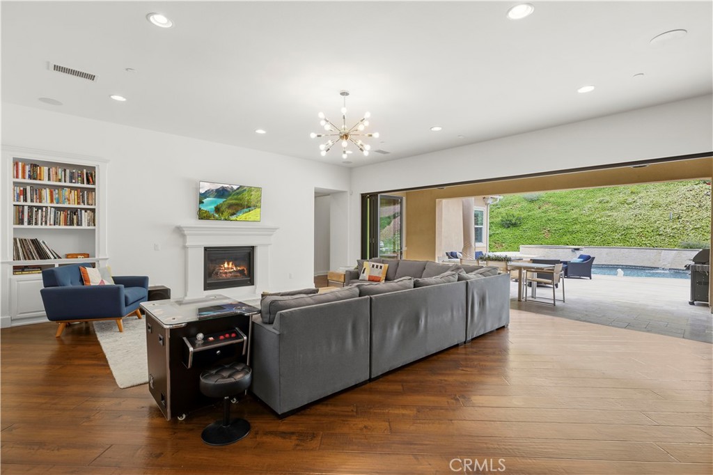 24949 Old Stone Way Stevenson Ranch, CA 91381 - Photo 17 of 111