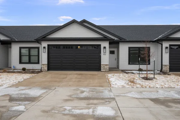 $379,000 | 1875 Redbud Circle, Unit 102, Eldridge, IA 52748