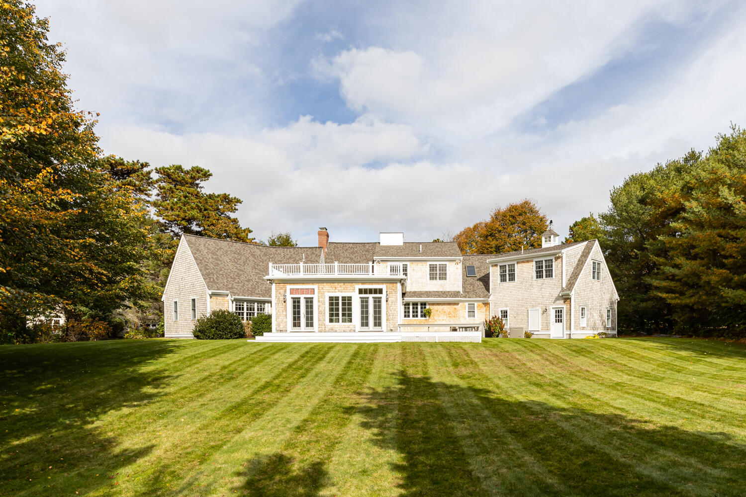 47 Farm Valley Road Osterville, MA 02655 - Photo 8 of 57 a view of a house with a yard