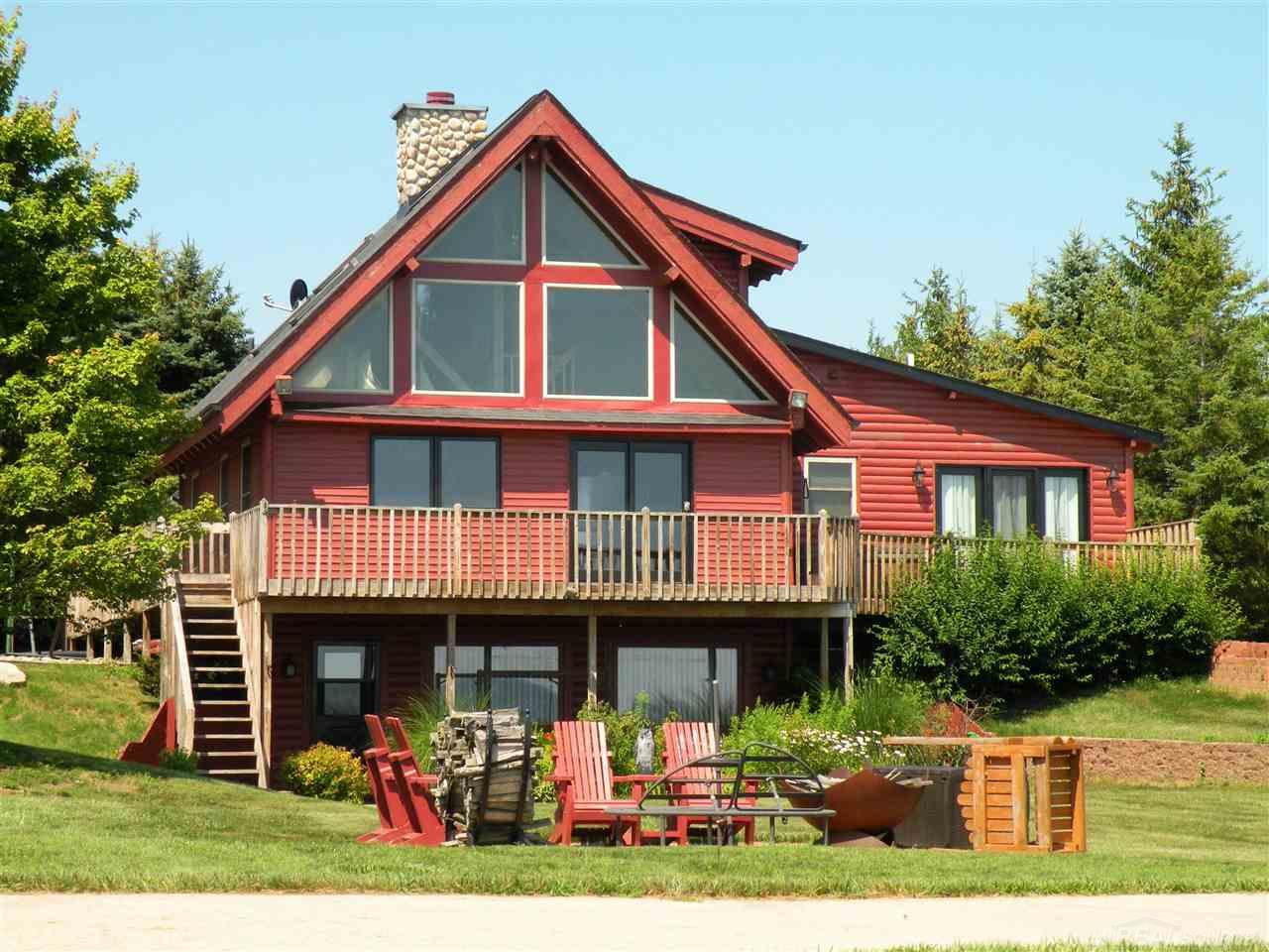 4440 North Lakeshore Road Deckerville, MI 48427 - Photo 3 of 52 50049752-2.JPG
