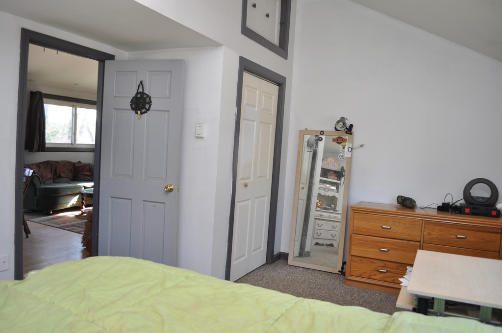 8 Brooks Road Gloucester, MA 01930 - Photo 9 of 13