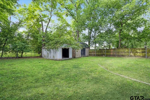 $270,000 | 310 East 3rd Street, Mount Pleasant, TX 75455