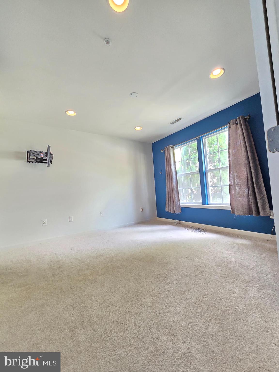 5033 Kemsley Road Rosedale, MD 21237 - Photo 3 of 23 Gallery Image 3