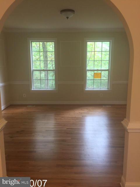 2764 Brooke Road Stafford, VA 22554 - Photo 7 of 22 Living Room