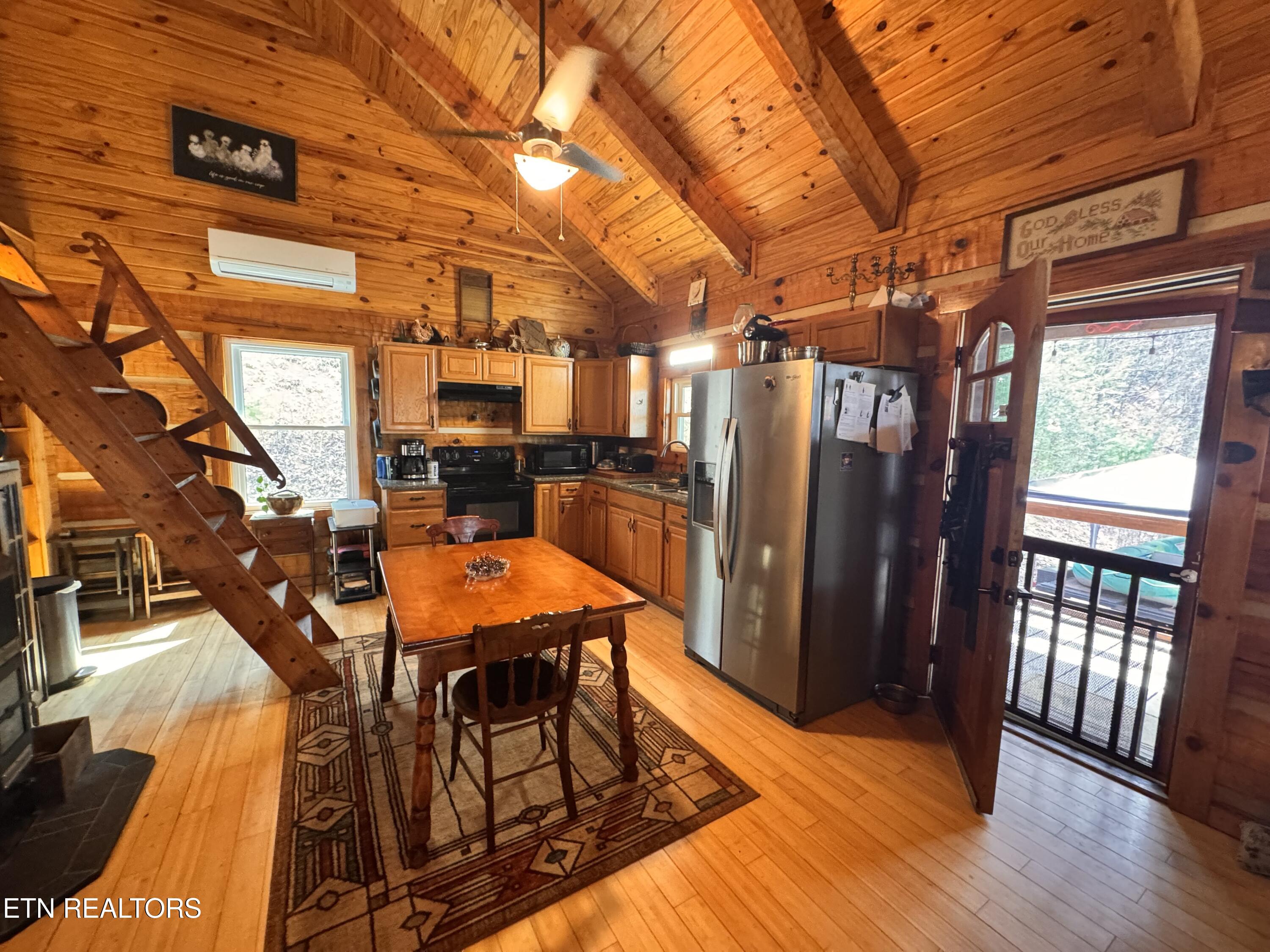 132 Sugar Maple Way Del Rio, TN 37727 - Photo 20 of 58 Kitchen
