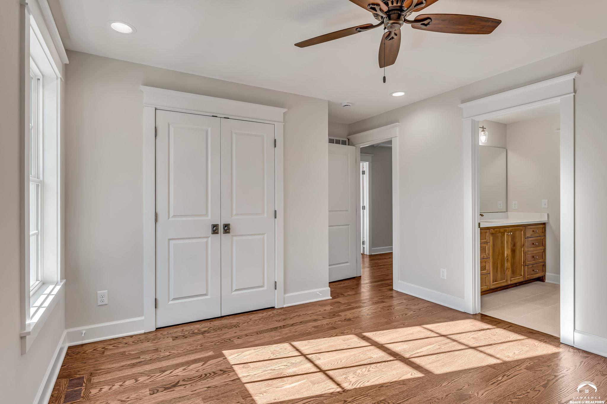 2046 Kentucky Street Lawrence, KS 66046 - Photo 33 of 54