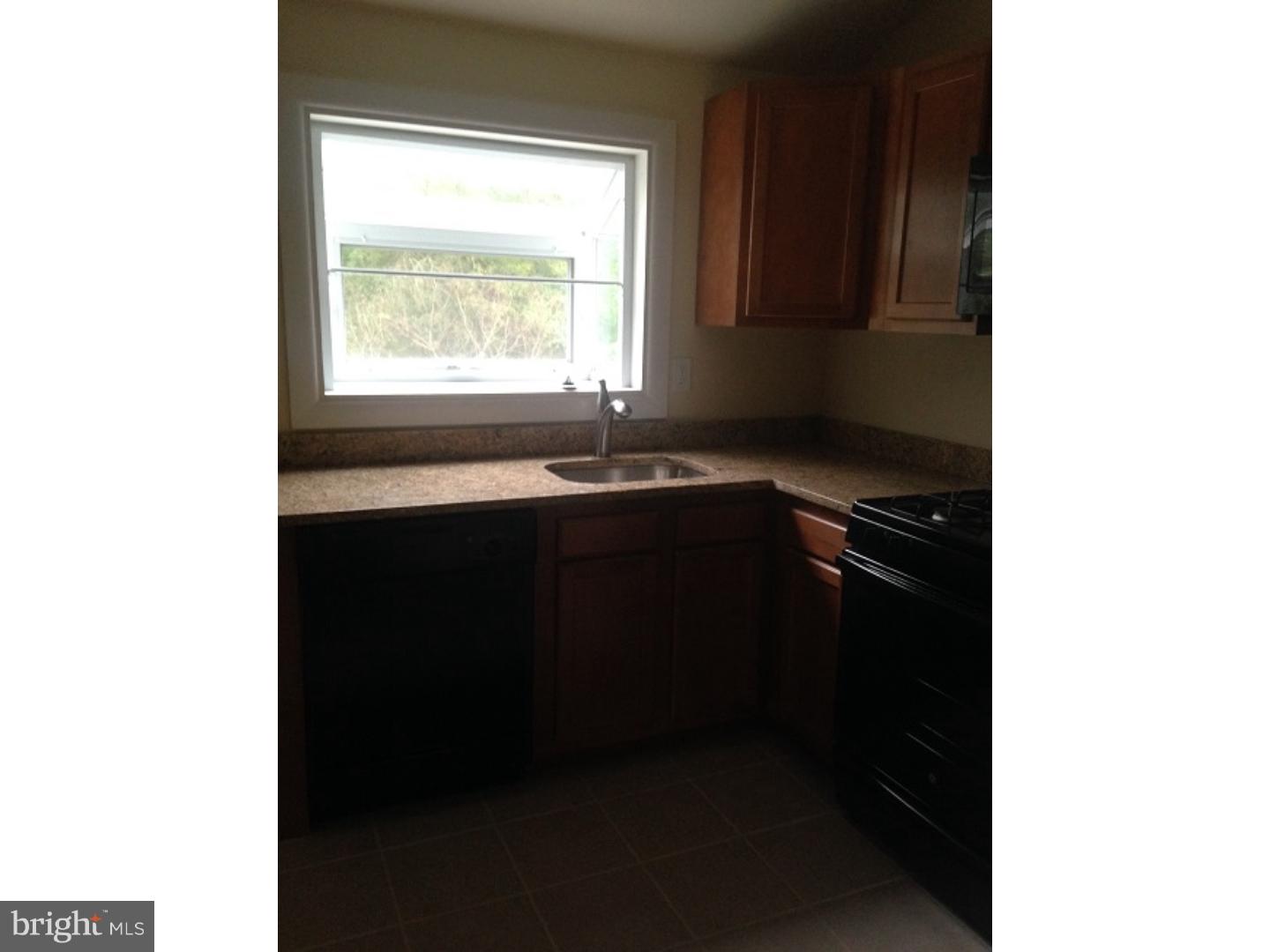 34 Heritage Road Evesham, NJ 08053 - Photo 4 of 13