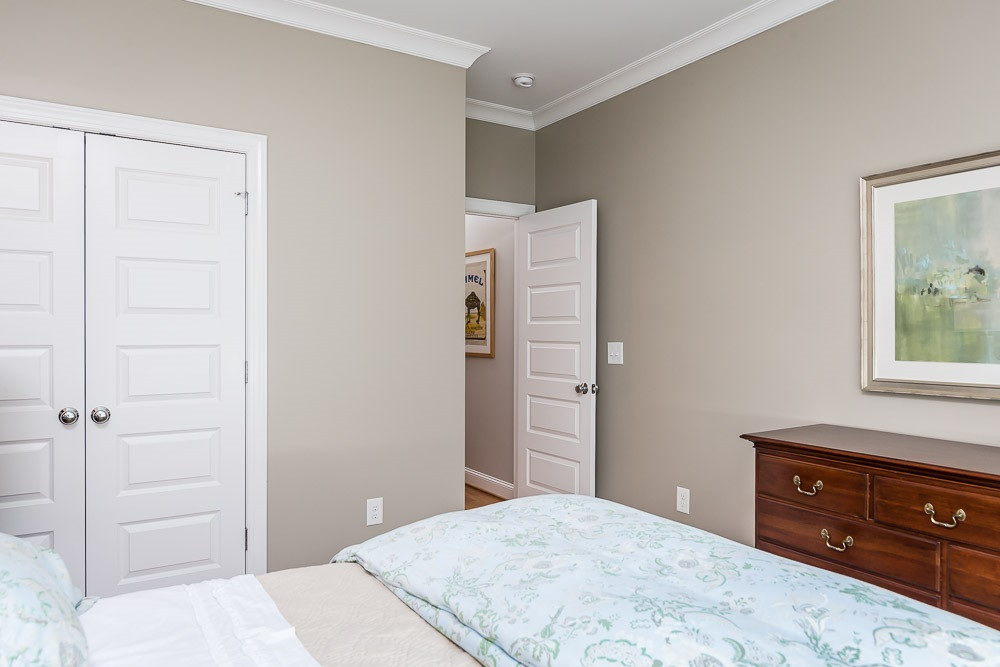 2737 Oberlin Road, Unit 101 Raleigh, NC 27608 - Photo 21 of 24 Photo 21