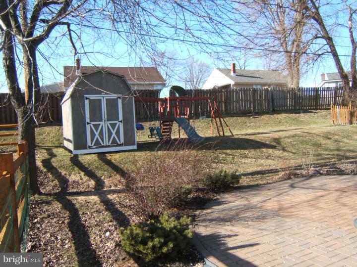 1518 Valley Road Bethlehem, PA 18018 - Photo 13 of 14 Gallery Image 13