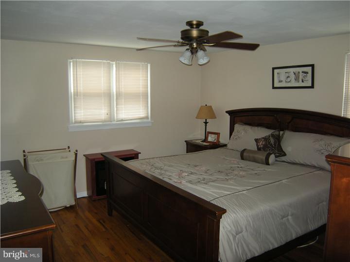 1518 Valley Road Bethlehem, PA 18018 - Photo 6 of 14 Bedroom - Main