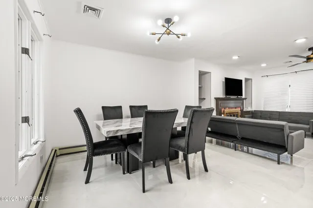 $2,600 | 17 Johnston Street, Oakhurst, NJ 07755