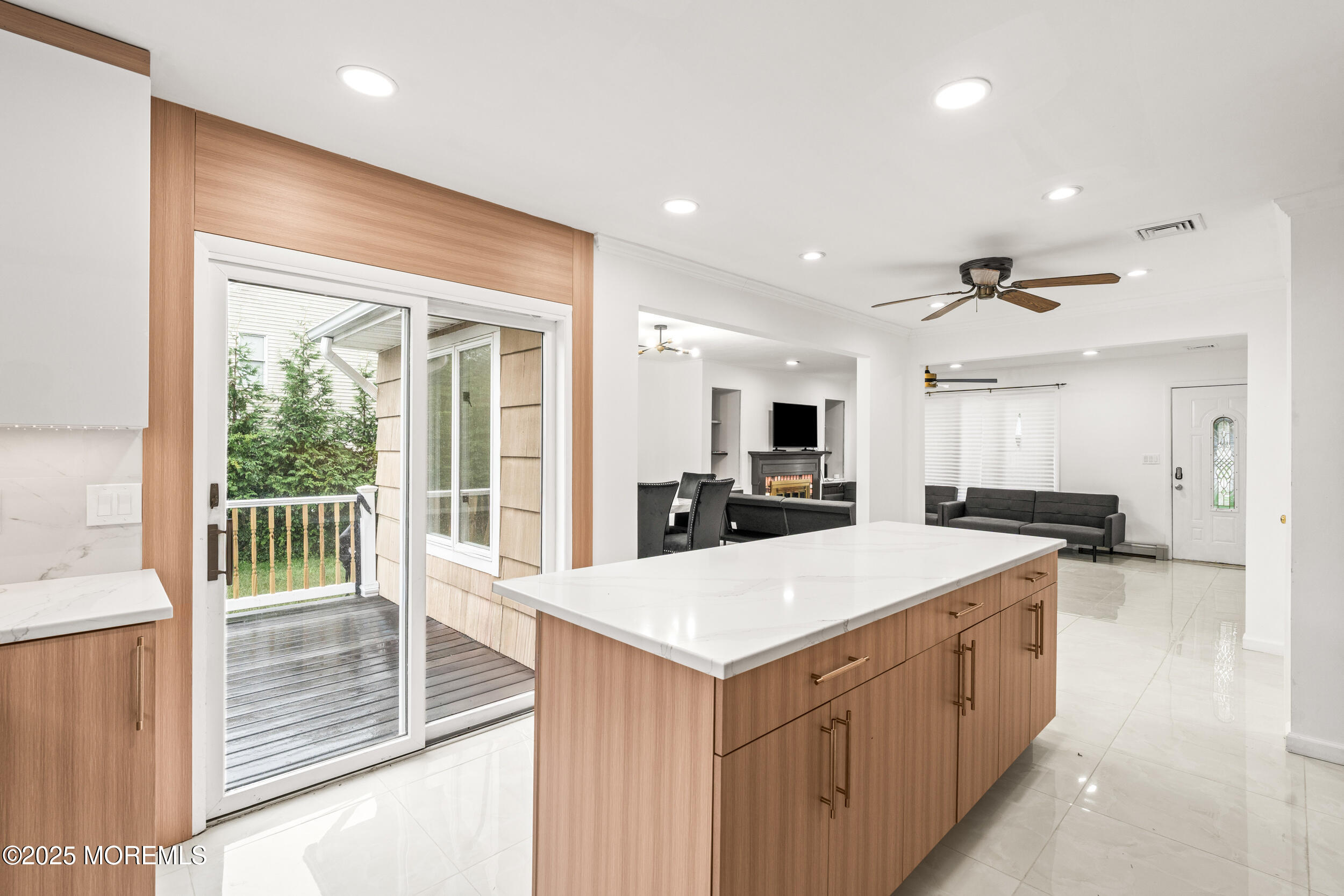 17 Johnston Street Oakhurst, NJ 07755 - Photo 10 of 32 011