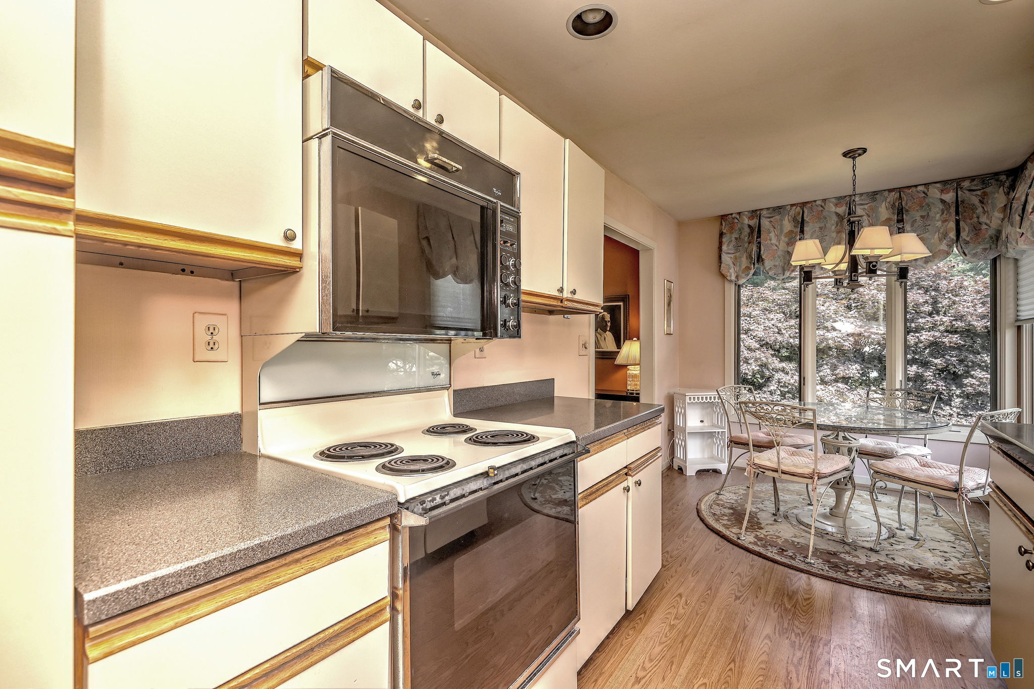 690 Forest Road, Unit 773 West Haven, CT 06516 - Photo 15 of 40