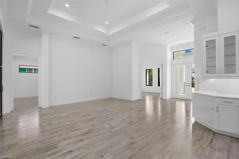 $1,595,000 | 82 Tahiti Road, Marco Island, FL 34145