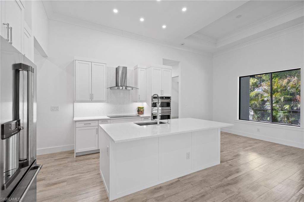 82 Tahiti Road Marco Island, FL 34145 - Photo 9 of 35