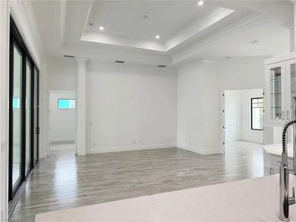 $1,595,000 | 82 Tahiti Road, Marco Island, FL 34145