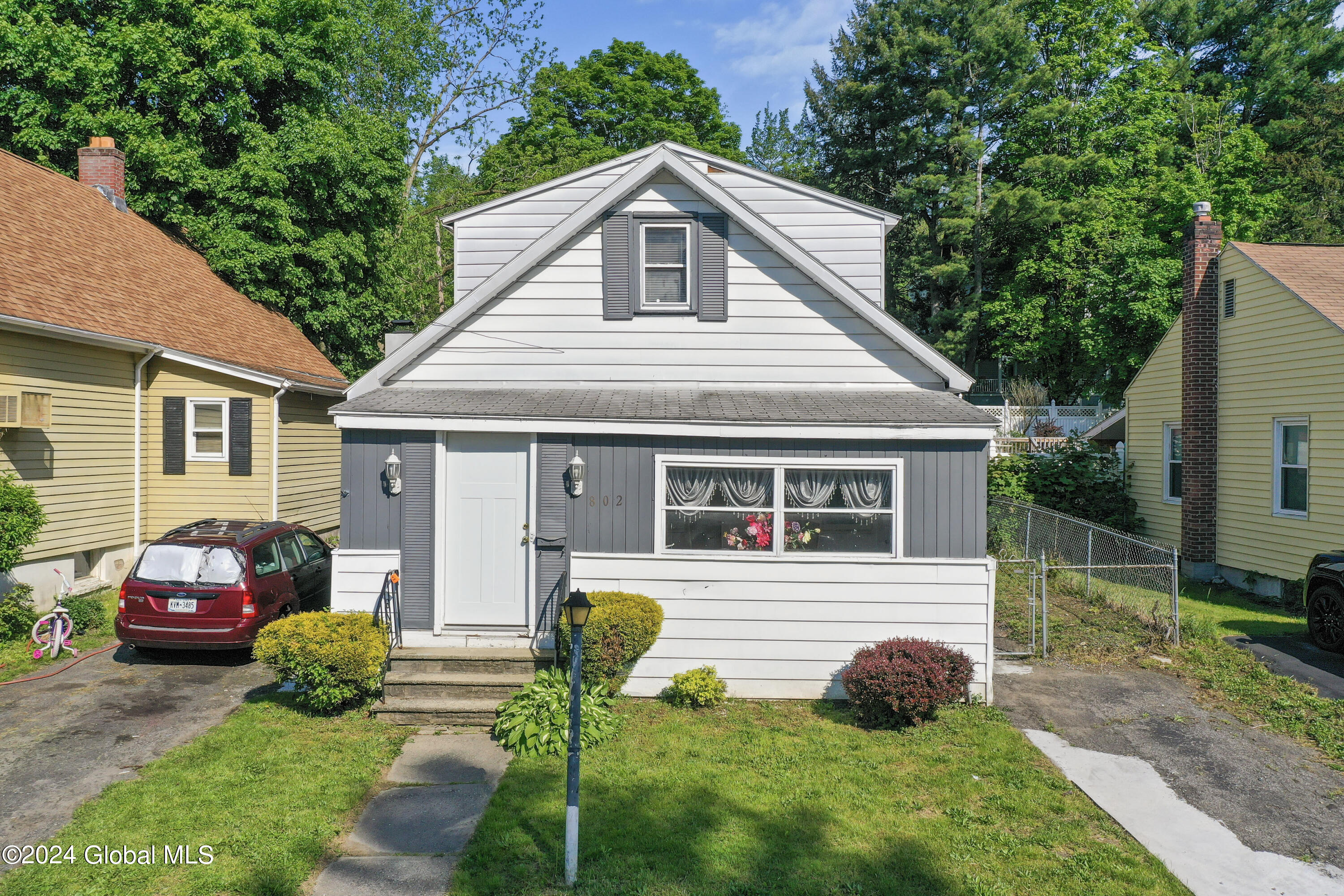 802 6th Avenue Troy, NY 12182 - Photo 2 of 50 802 6Th Ave Troy NY (3)