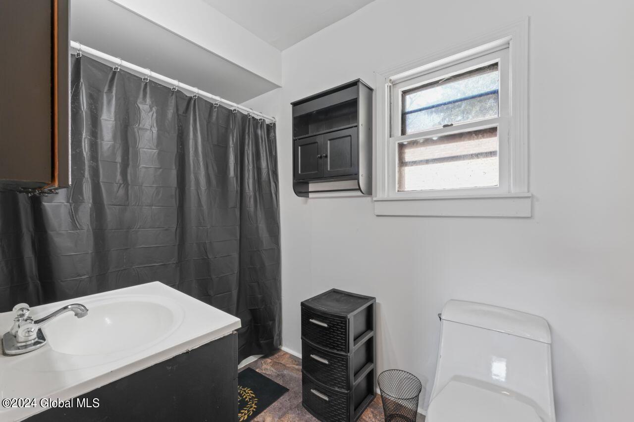 802 6th Avenue Troy, NY 12182 - Photo 24 of 50 802_6th_Ave_Troy_NY_12182_1_ (42)