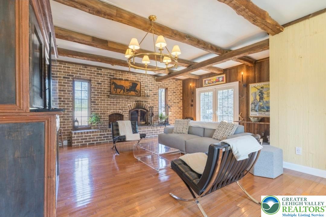 4238 Best Station Road Slatington, PA 18080 - Photo 8 of 46