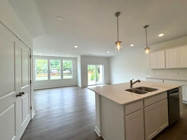 $414,990 | 9252 Larimar Trail, Eden Prairie, MN 55347