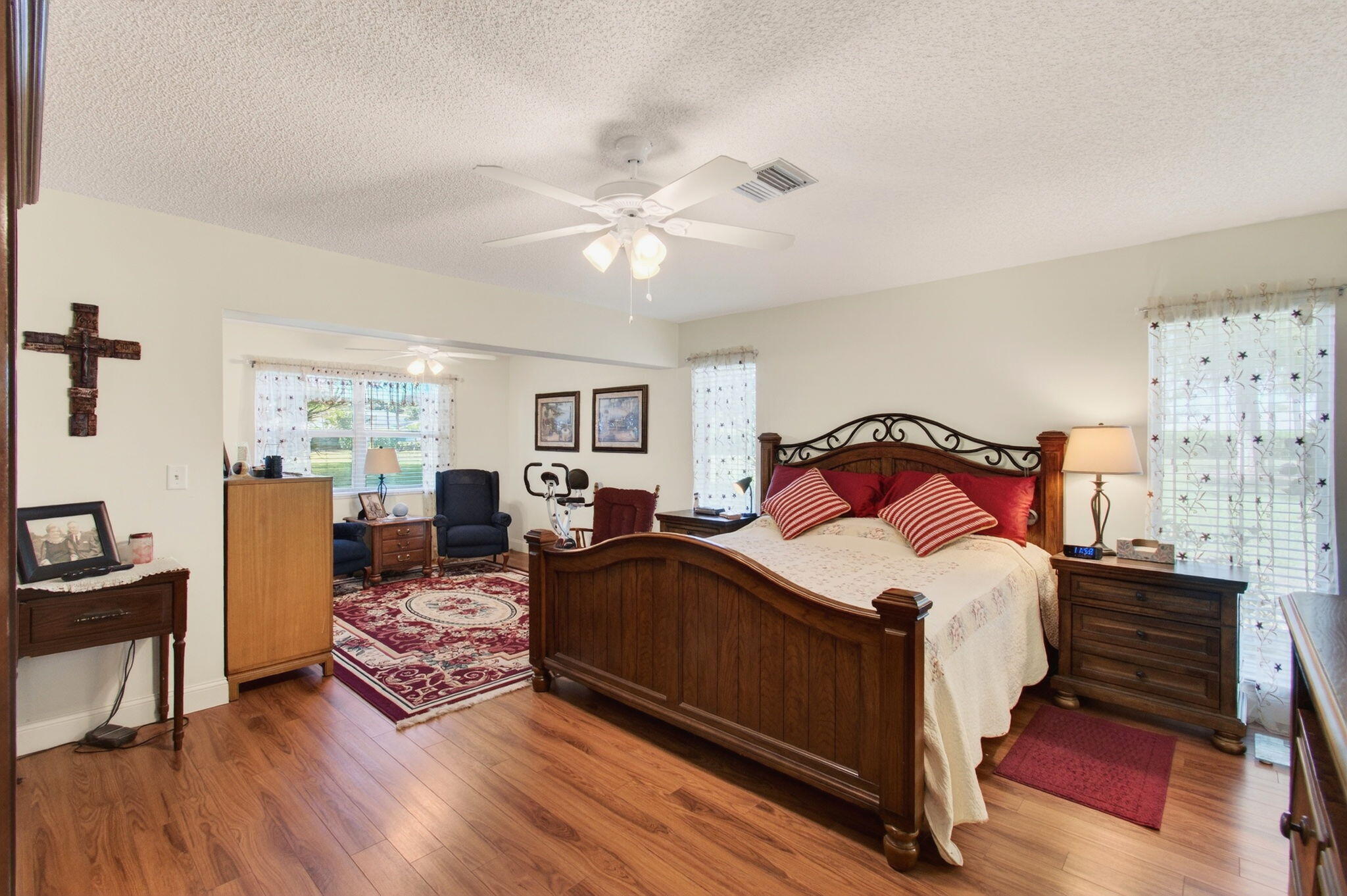 5452 Poppy Place, Unit D Delray Beach, FL 33484 - Photo 38 of 62 spacious master bedroom with extra livin