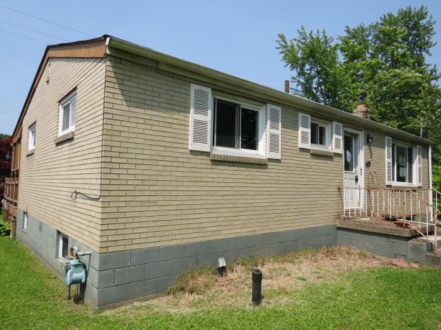 14 Spring Street Etna, PA 15223 - Photo 2 of 3 Gallery Image 2