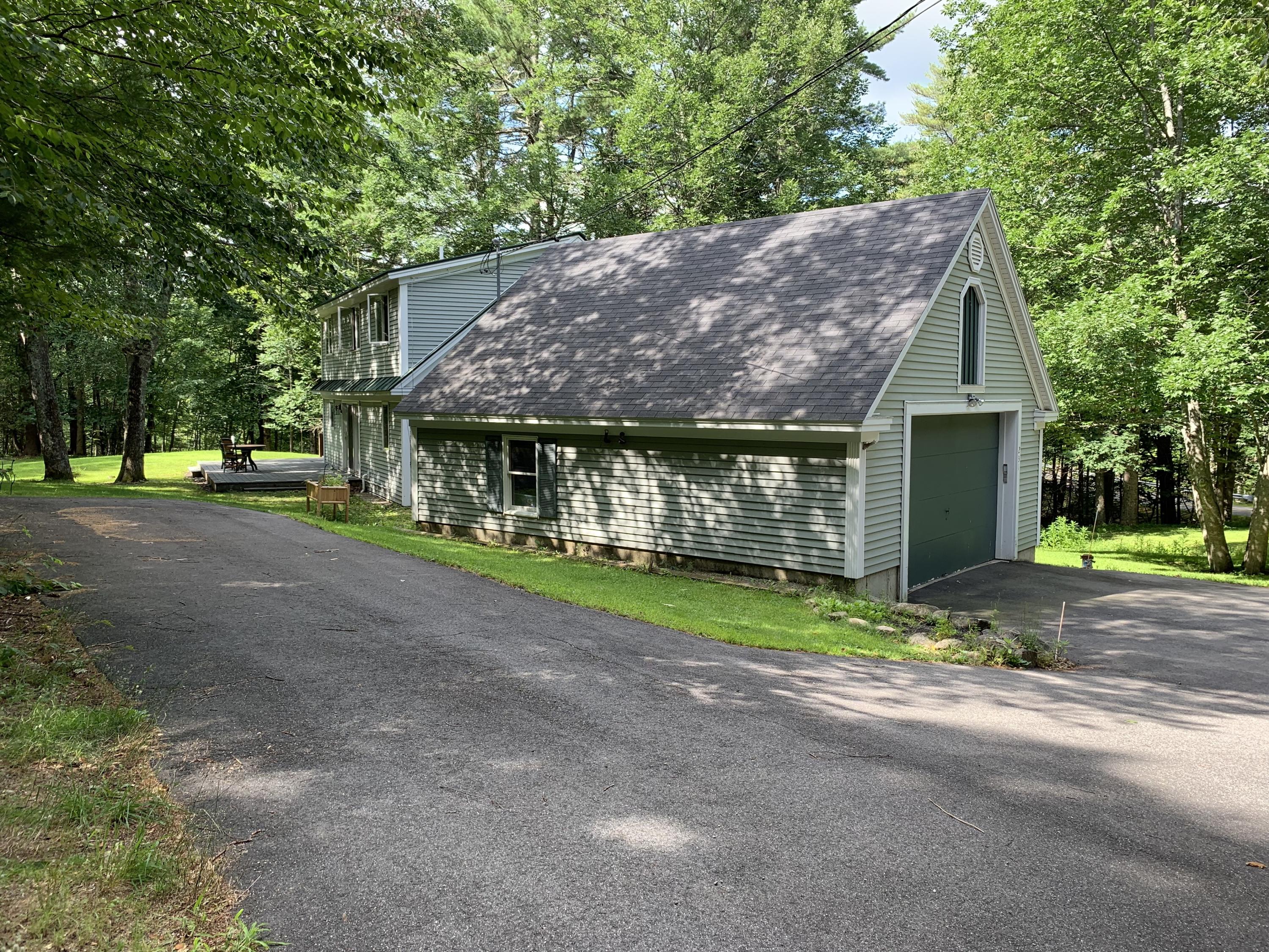 231 Clay Hill Road York, ME 03902 - Photo 3 of 57 IMG_2467