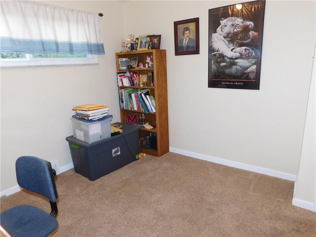 534 Spring Valley Road West Mifflin, PA 15122 - Photo 12 of 24 Gallery Image 12