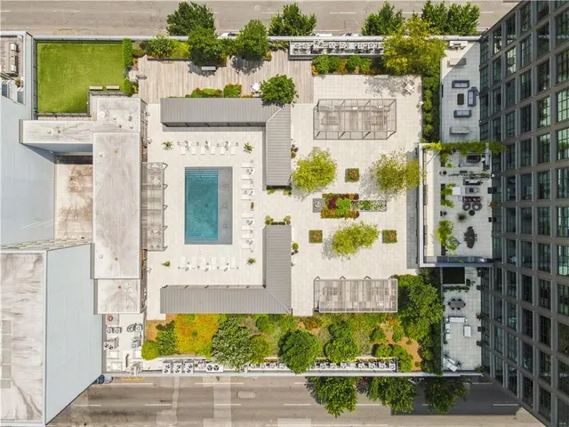 $575,000 | 1001 Julia Street, Unit 13G, New Orleans, LA 70113