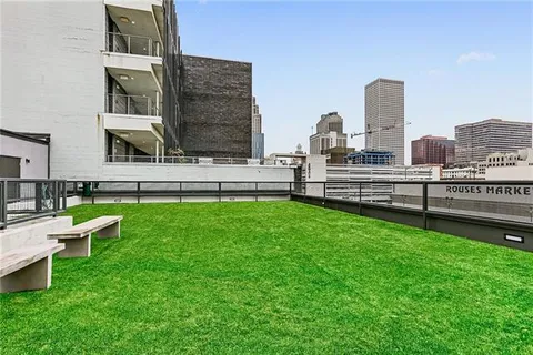 $560,000 | 1001 Julia Street, Unit 13G, New Orleans, LA 70113