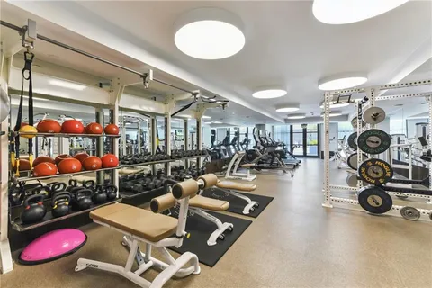 $575,000 | 1001 Julia Street, Unit 13G, New Orleans, LA 70113