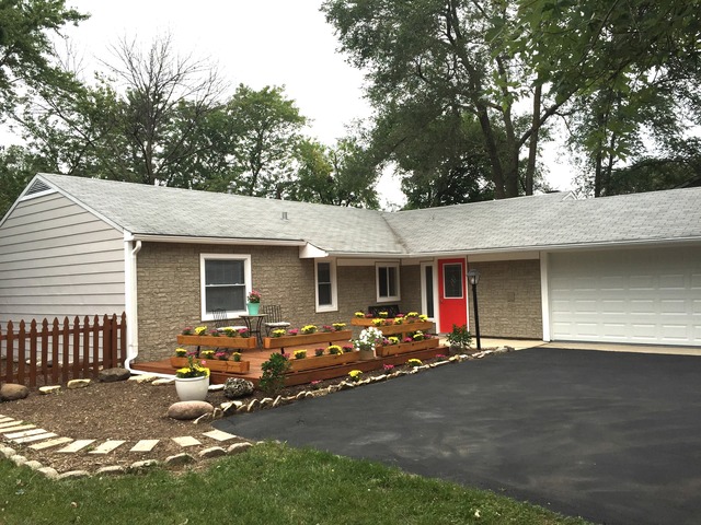 137 Kingston Road Bolingbrook, IL 60440 - Photo 2 of 18