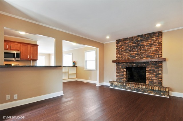 137 Kingston Road Bolingbrook, IL 60440 - Photo 6 of 18