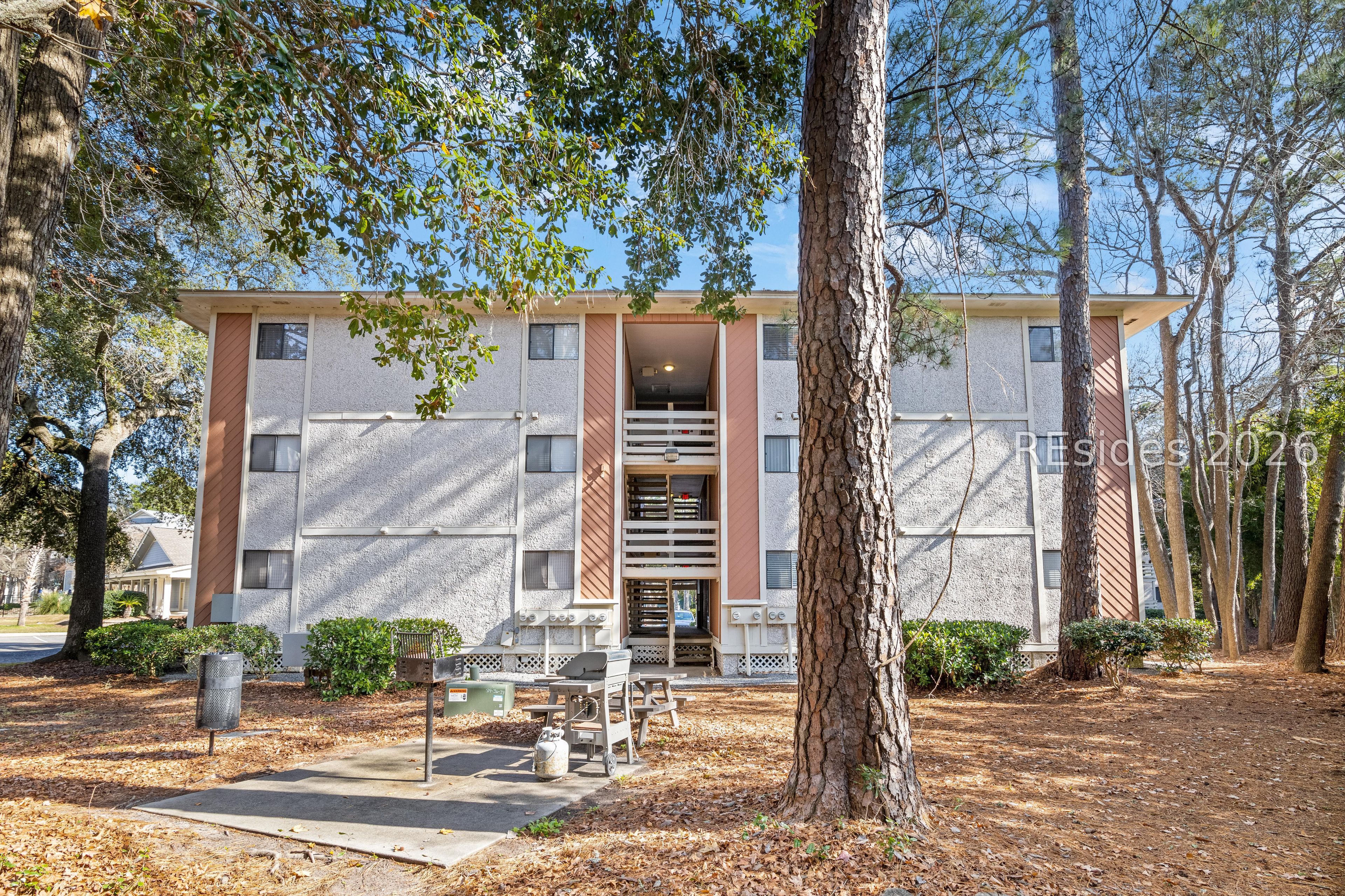 45 Folly Field Road, Unit 2J Hilton Head Island, SC 29928 - Photo 23 of 30