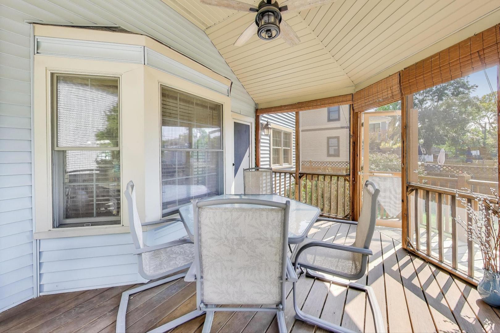 586 Saylor Avenue Elmhurst, IL 60126 - Photo 23 of 35