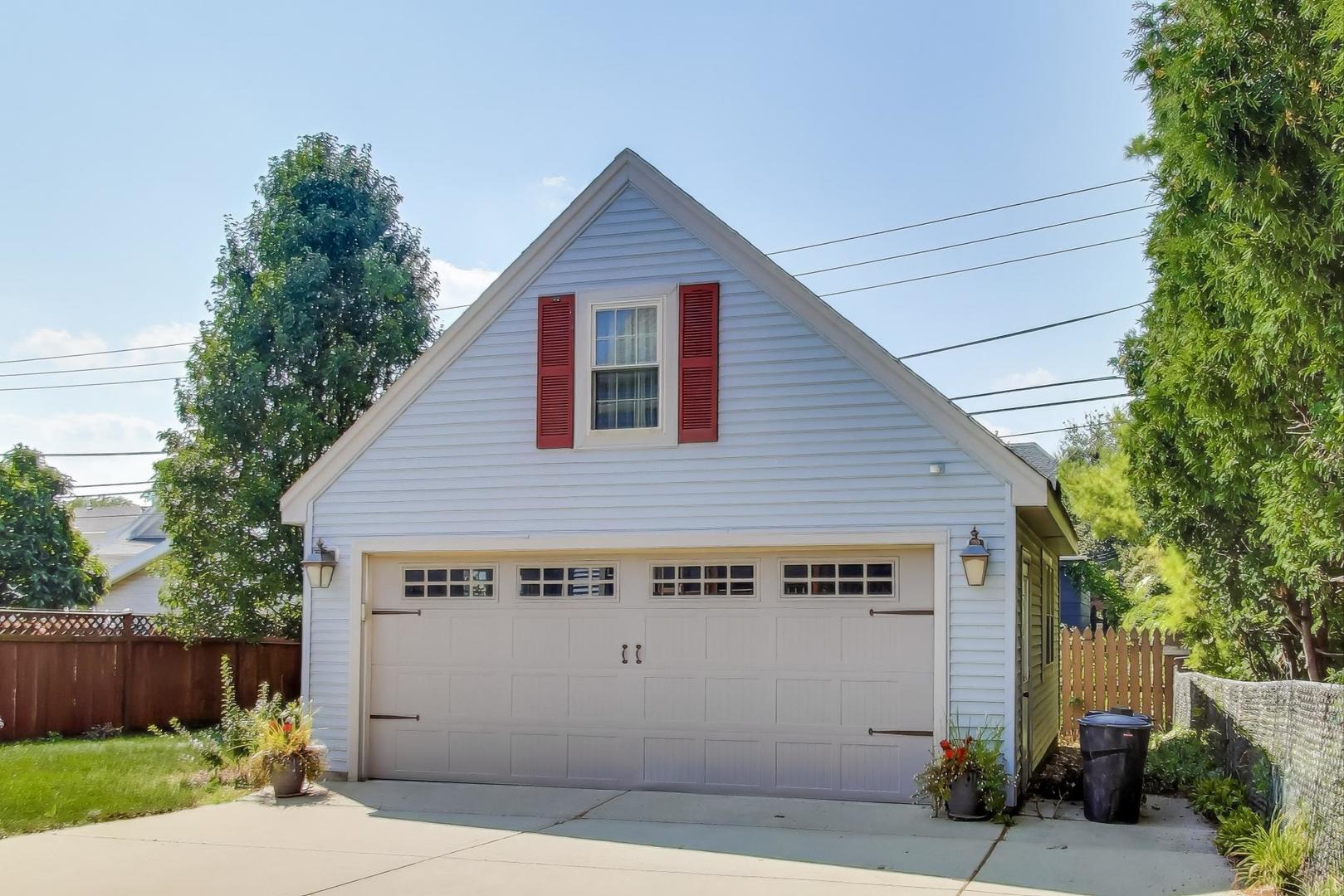 586 Saylor Avenue Elmhurst, IL 60126 - Photo 31 of 35