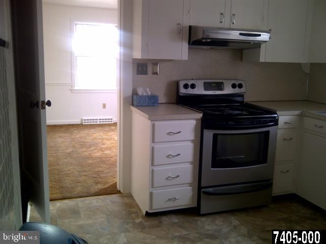 221 George Street Hanover, PA 17331 - Photo 5 of 25 Gallery Image 5